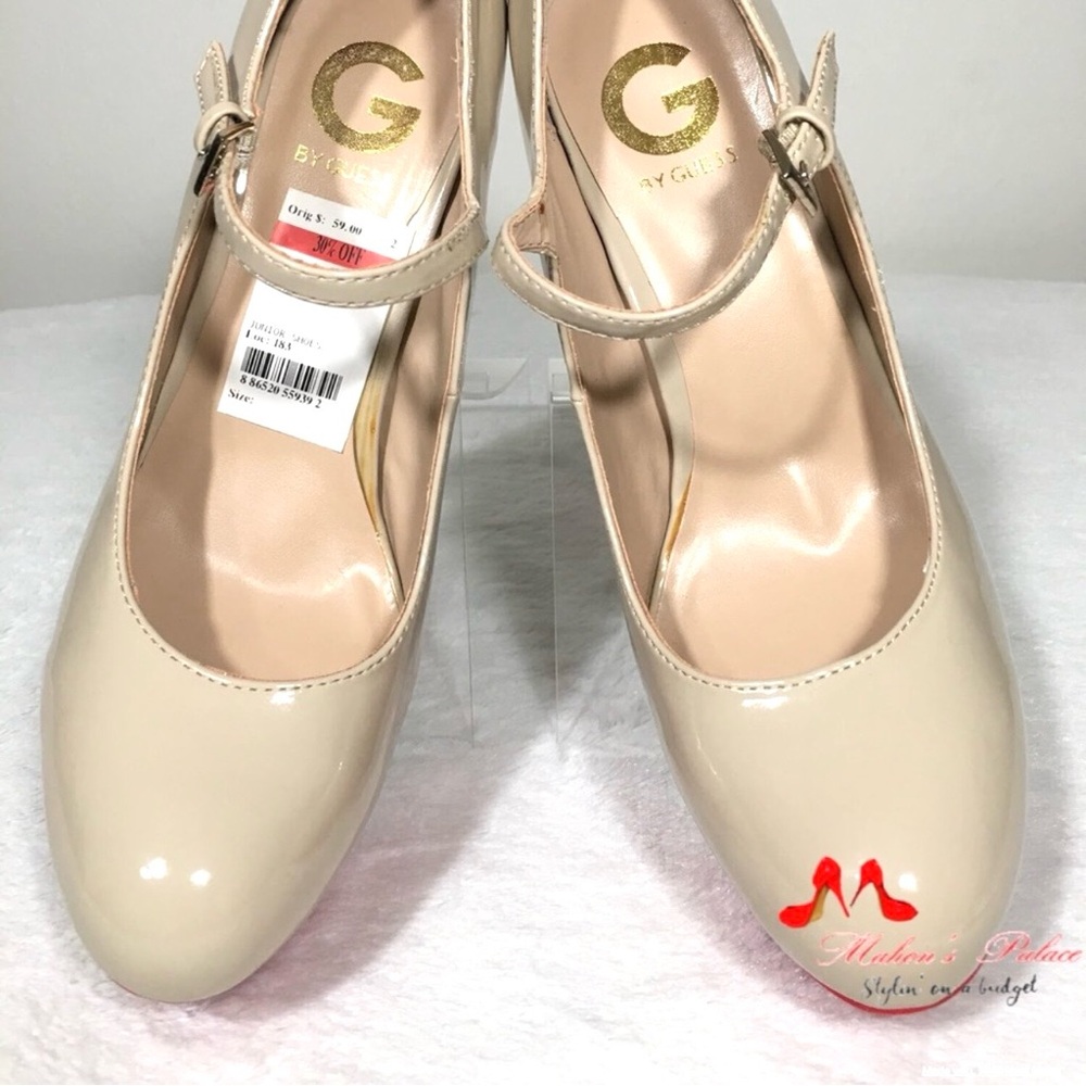 G by Guess - GGVARIKA - Beige Red Black Multicolored Heels Size 8.5M - Picture 7 of 7